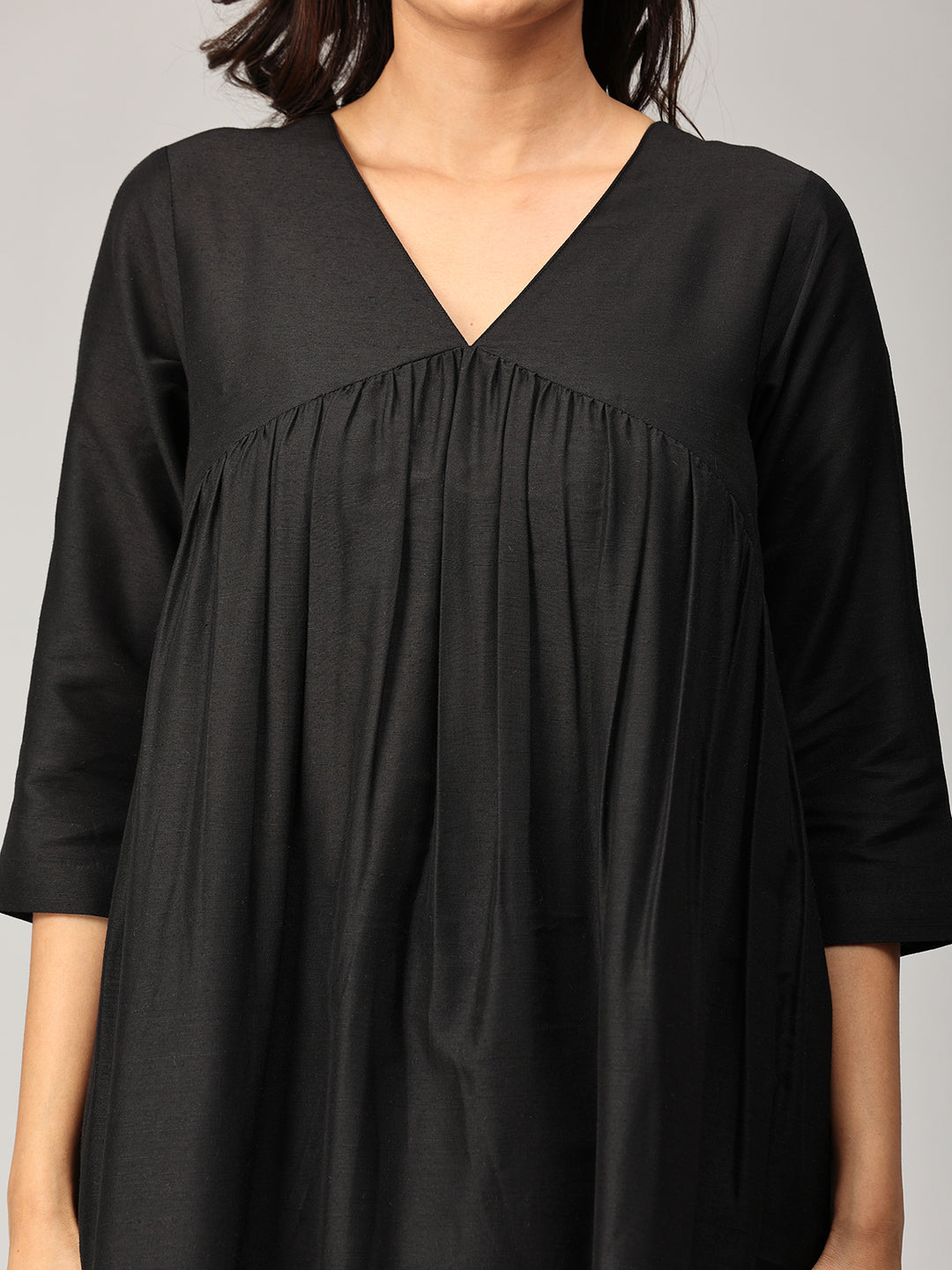 Elleora Gathered cotton silk Kurta set Black