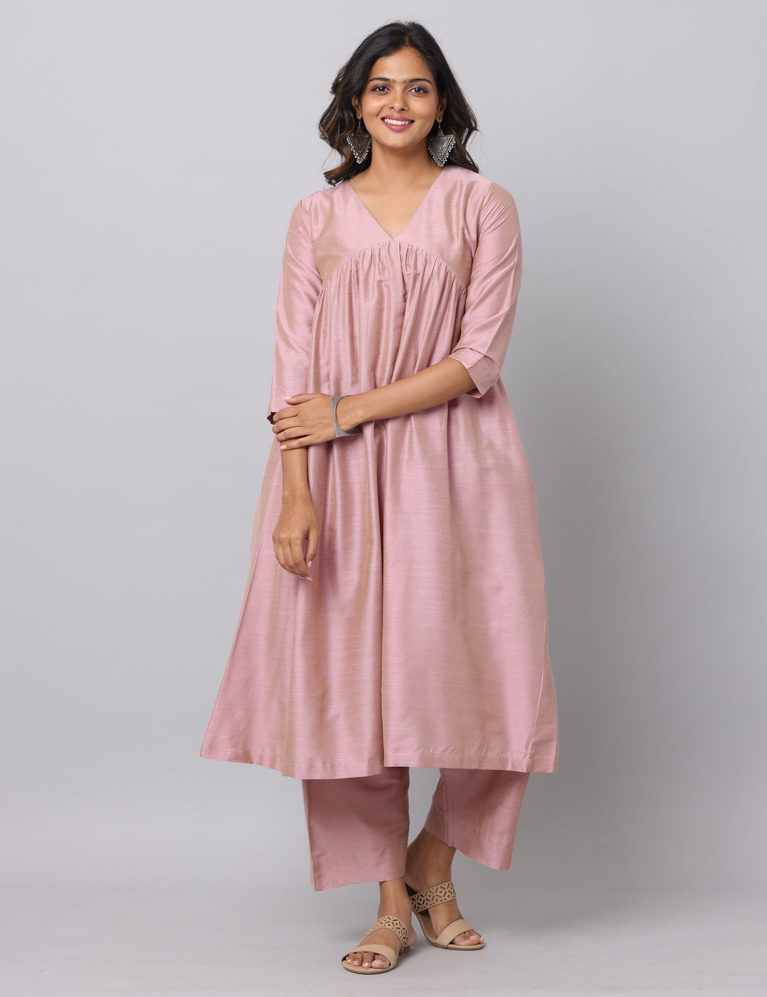 Elleora Gathered Cotton Silk Kurta Set Dusty Pink