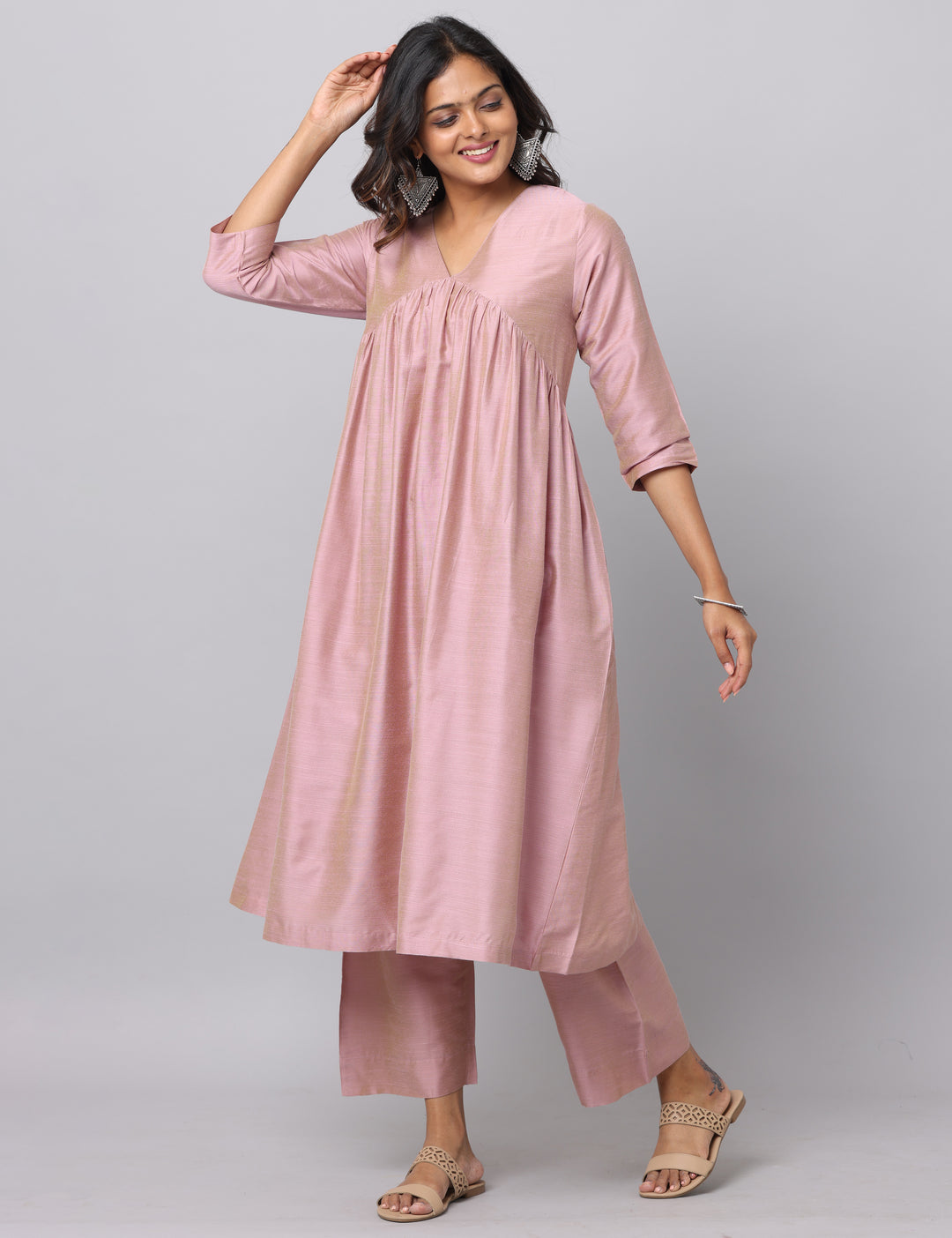 Elleora Gathered Cotton Silk Kurta Set Dusty Pink