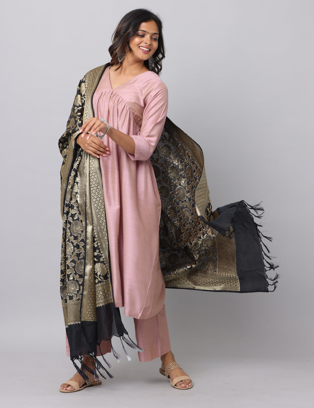 Elleora Gathered Cotton Silk Kurta Set Dusty Pink