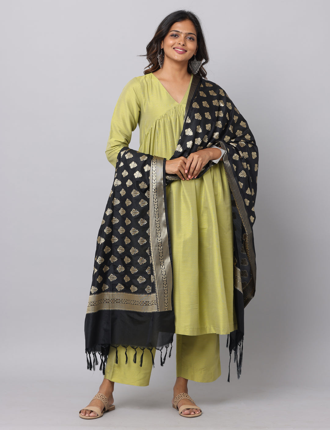 Elleora Gathered Cotton Silk Kurta Set Lt olive