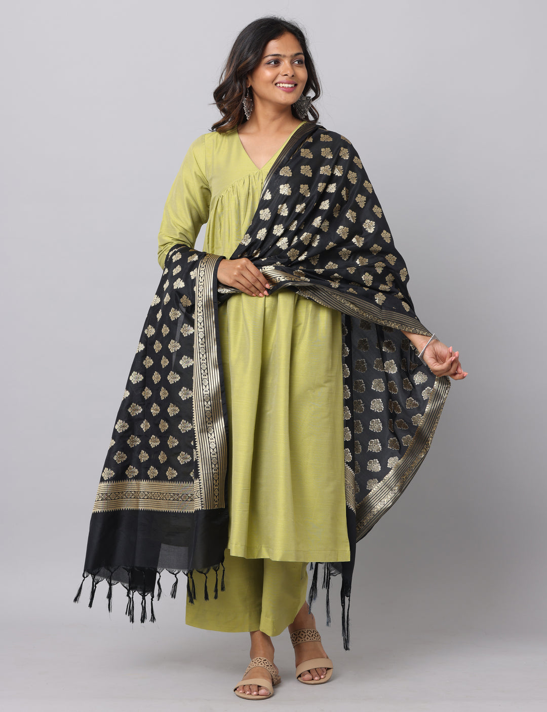 Elleora Gathered Cotton Silk Kurta Set Lt olive