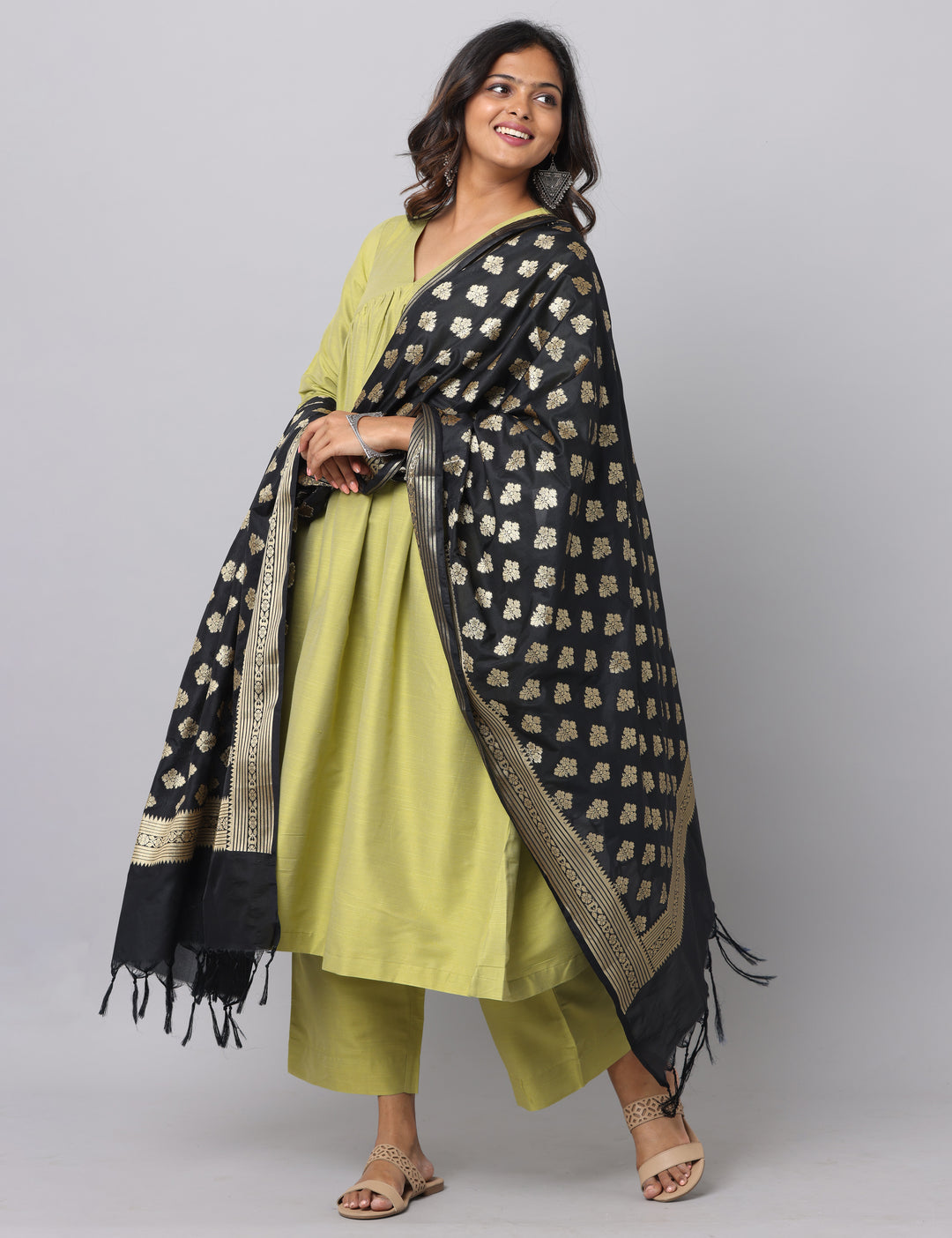 Elleora Gathered Cotton Silk Kurta Set Lt olive