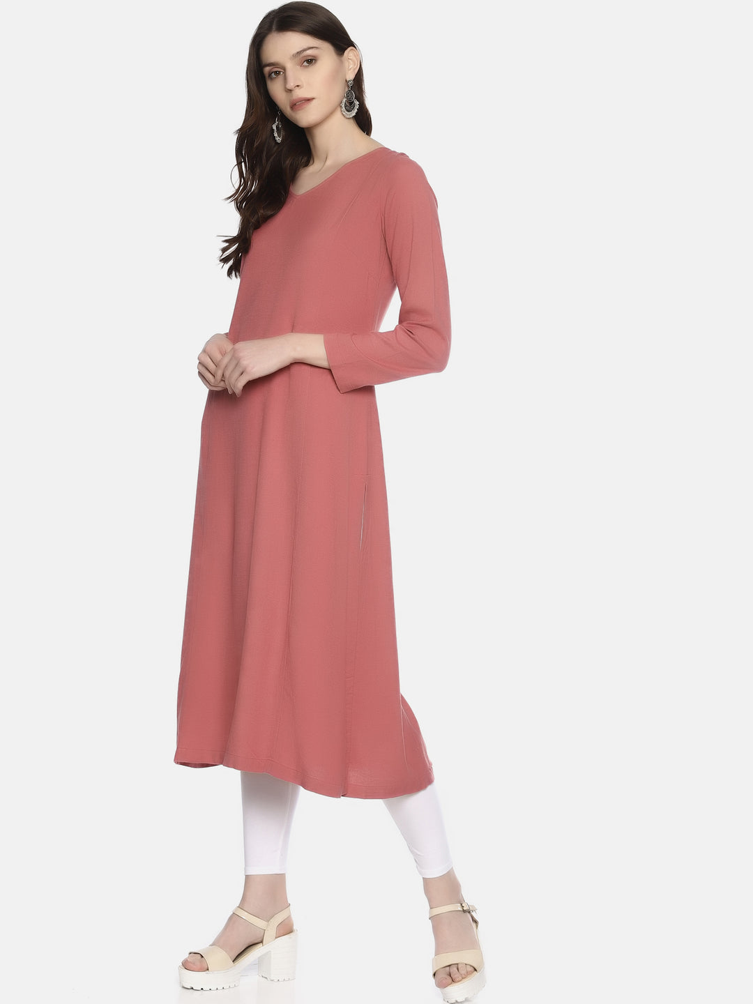 Elleora Ruby Radiance Solid Kurta