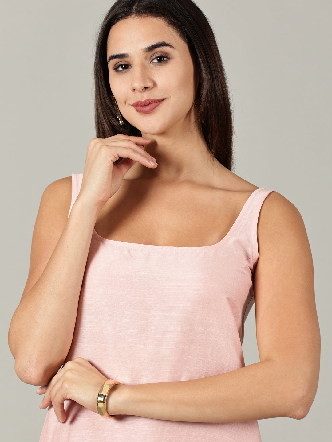Elleora Sleeveless Peach Fur Cotton Silk Kurta Set