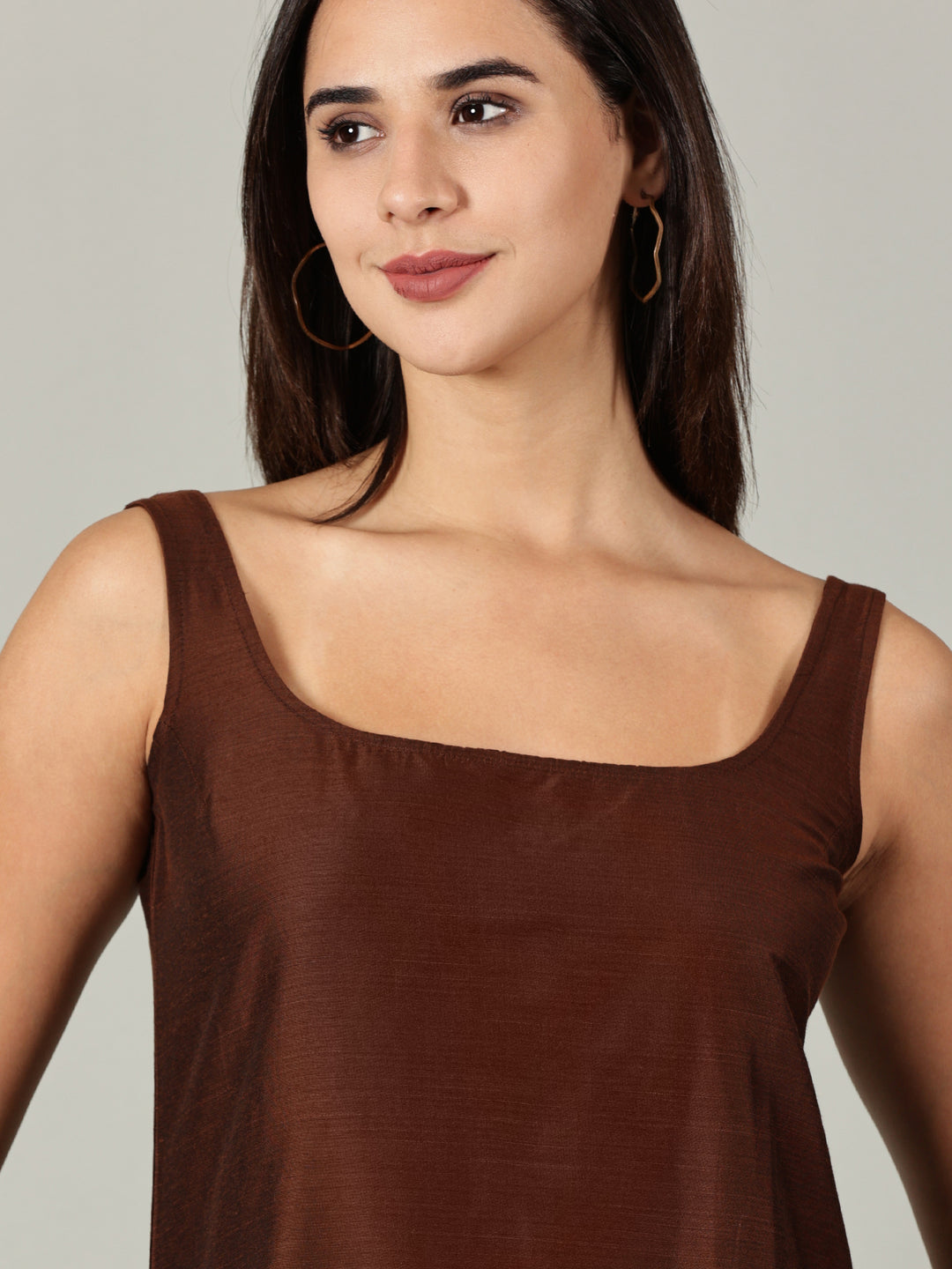 Elleora sleeveless Brown Cotton Silk Kurta Set