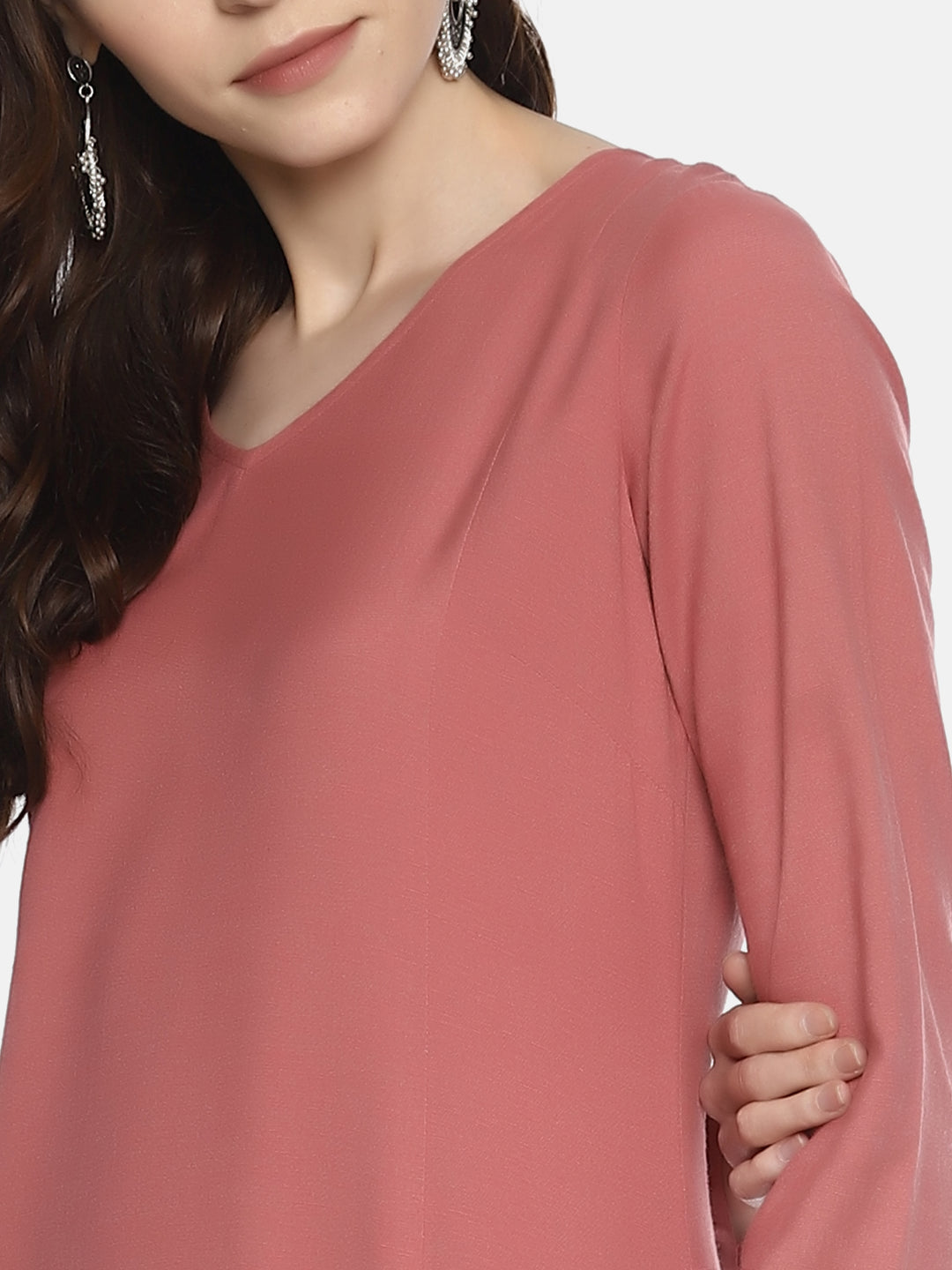 Elleora Ruby Radiance Solid Kurta
