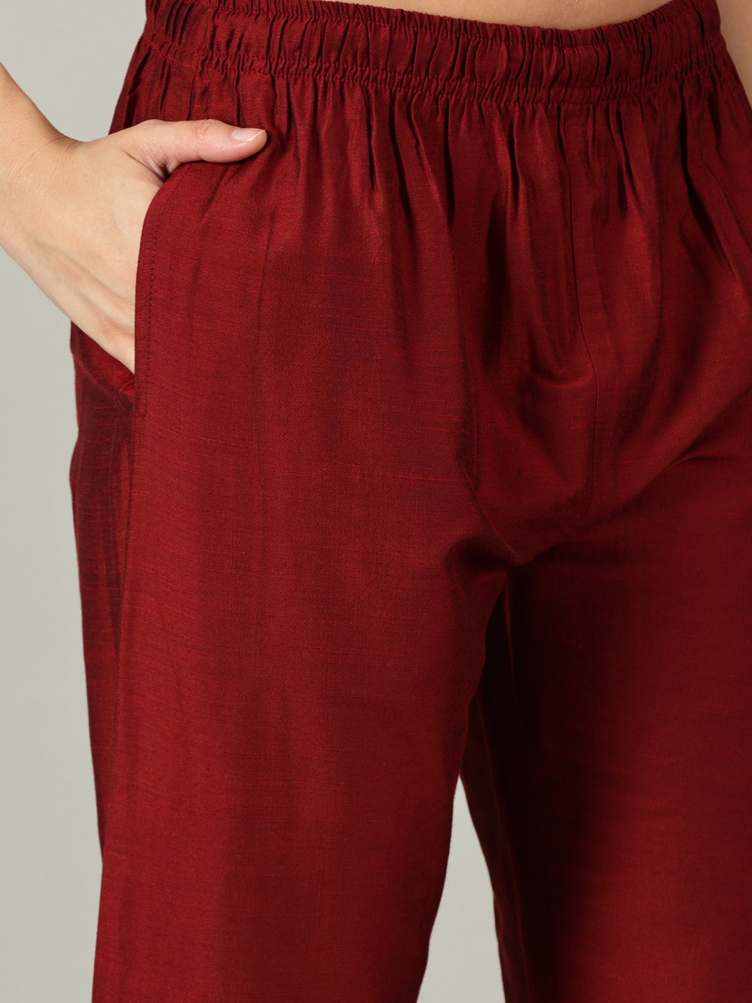 Elleora Maroon sleeveless Cotton Silk Kurta Set