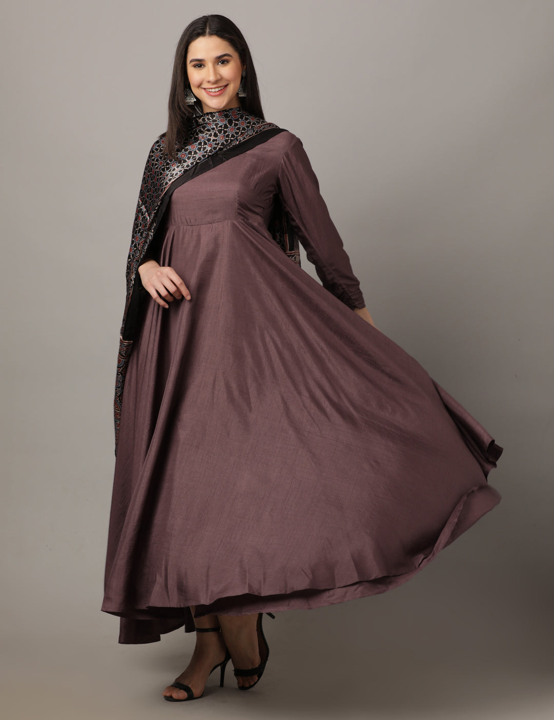 ELLEORA Designer Fit and flare Sqaure neck Gown - Dusty wine